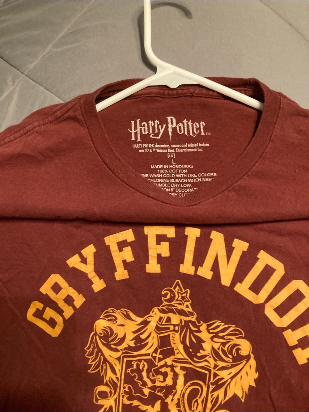 Warner Bros. Harry Potter Tee - Maroon & Yellow